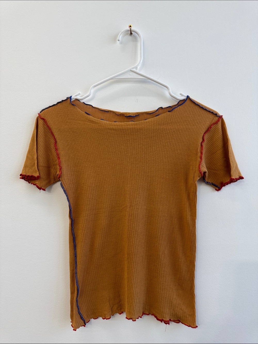 Baserange Tee Brown/Red